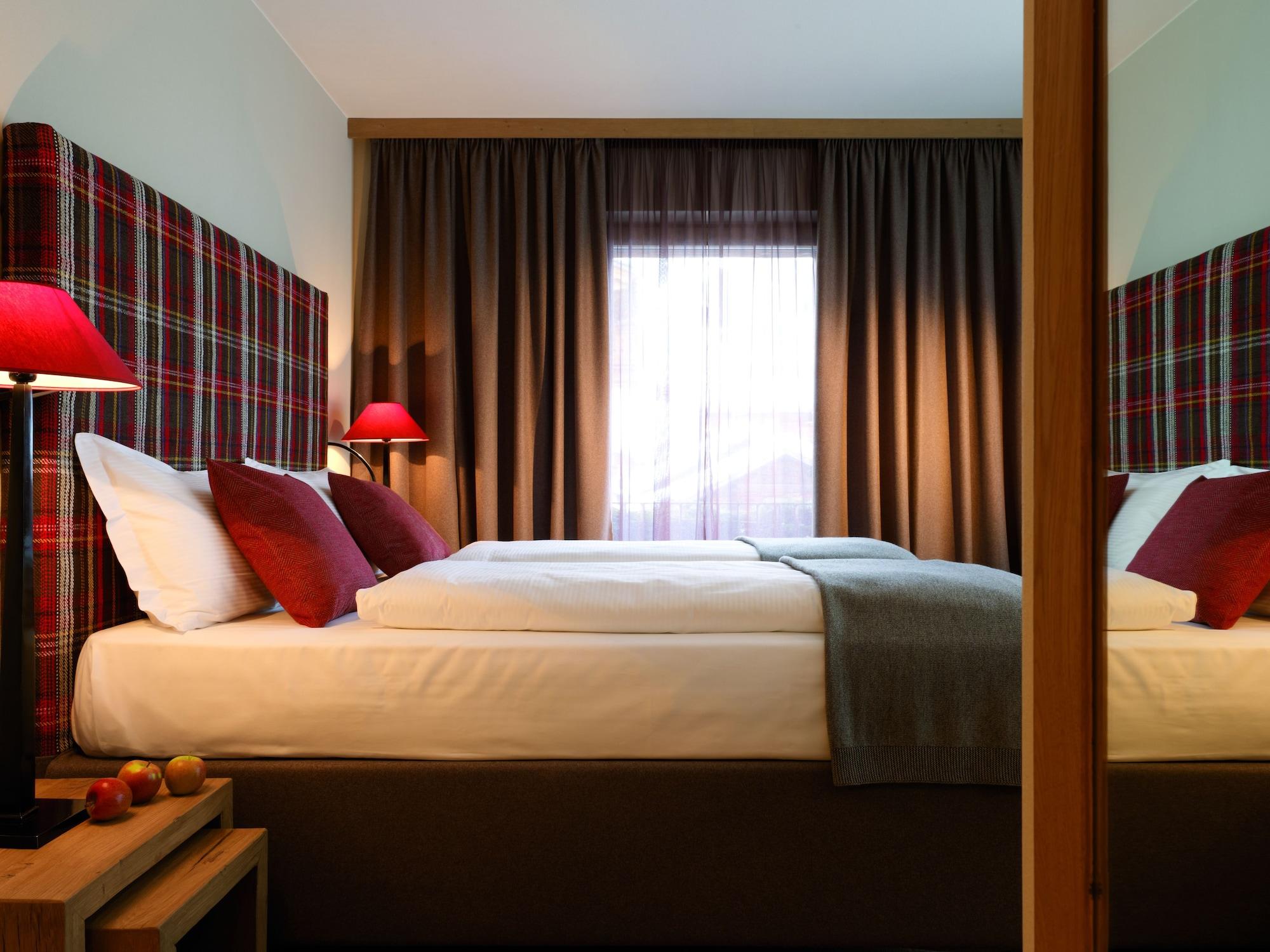 Eco & Wellness Boutique Hotel Sonne Livigno Exterior photo
