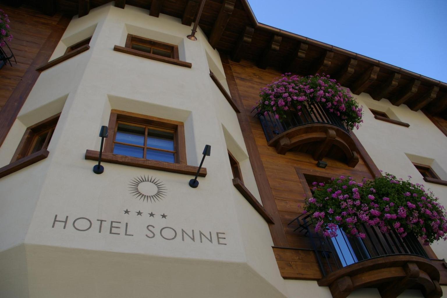Eco & Wellness Boutique Hotel Sonne Livigno Exterior photo